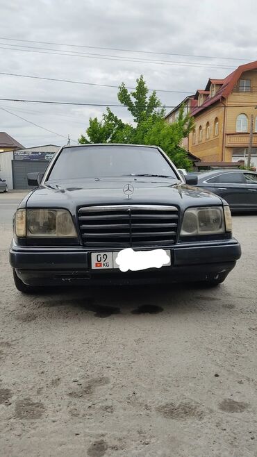 значки на мерс: Mercedes-Benz E 220: 1994 г., 2.2 л, Автомат, Бензин, Седан