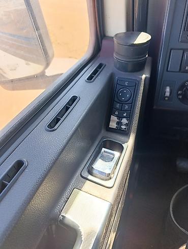 Тягачи: Тягач, Shacman, 2018 г., Самосвал — 25