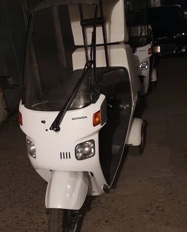 мотоцикл с коляской: Скутер Honda, 50 куб. см, Бензин, Колдонулган