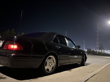 elektron maşın: Mercedes-Benz E 230: 2.3 l | 1997 il Sedan