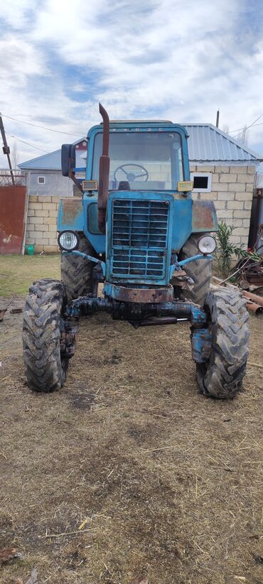 traktor 82 satisi az: Satılır heç bir prablemi yoxdu ötür sür senetleride qaydasindadi