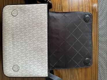 samsung galaxy tab s4: Барсетка Michael Kors через плечо. Торг есть!!! - Компактный формат с — 3