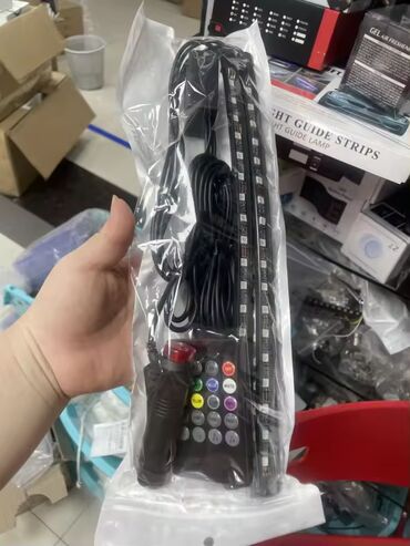 led isiq: Avtomobil salonu üçün RGB LED işıqları. Bu işıqlar avtomobilinizin