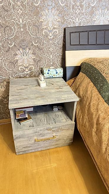 loft masa: Sürgülü qapılı böyük qarderob şkaf - 3 qapılı sistem: ortadakı qapı — 6