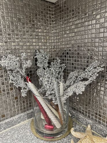 Süni güllər: Her biri satiwda qiymetle bagli wapla elaqe saxlayin — 12