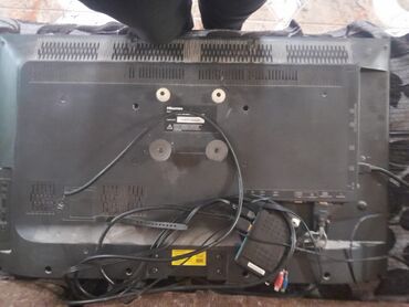 tevizor: İşlənmiş Televizor Hisense LCD 32" Ünvandan götürmə