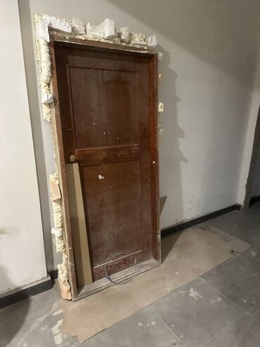 дверь деревянные: Распашная, Б/у, 200 *90, Самовывоз