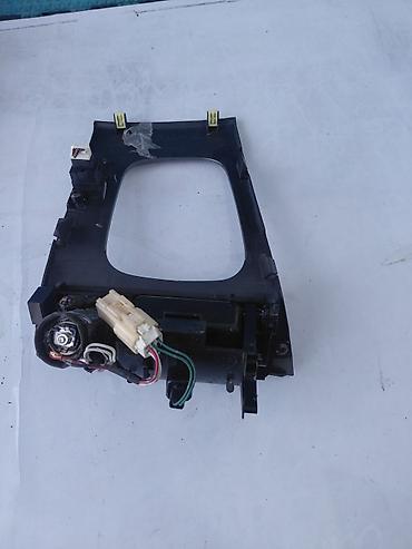 smart open: Сenter console Subaru 2005 г., Б/у, Оригинал, Япония — 2