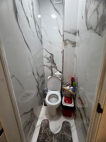 кел кел: 🏠 Сдаётся комната для двух девушек! 📍 Адрес: Аламедин-1, дом 20. 📌 — 6