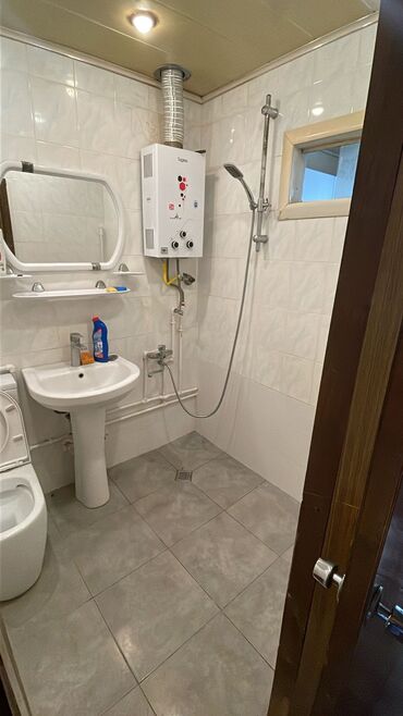 Binalar: Yasamal r. Insaatcilar metrosuna yaxin 3 otagli ev kiraye verilir — 28