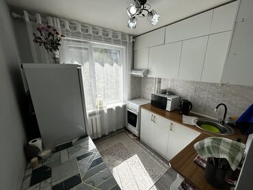 я ищу квартир: 2 комнаты, 48 м², 104 серия, 3 этаж, Евроремонт