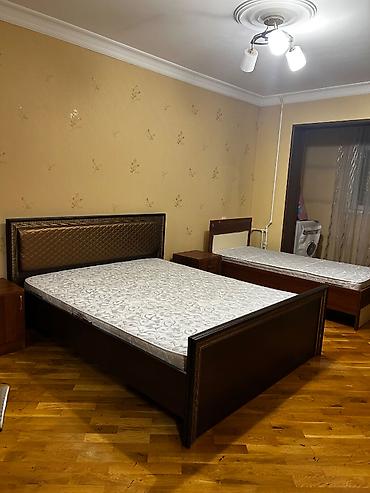 heyder eliyev: Nərimanov rayonu, Heydər Əliyev Mərkəzi yaxınlığında (Grandmartın — 4