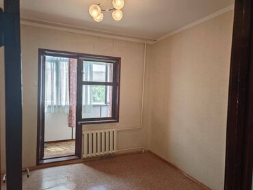 квартира с подселением для семейных: 2 комнаты, 50 м², 105 серия, 3 этаж, Косметический ремонт