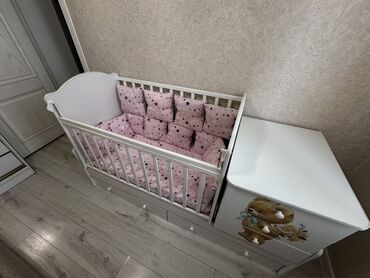 продажа офисных стульев: Детская односпальная кровать, Для девочки, С бортиком, Дерево
