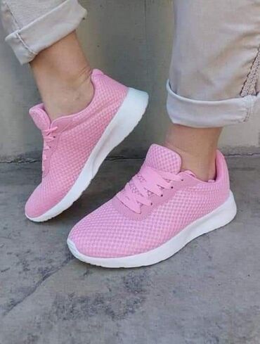 Women's Sneakers and athletic shoes: 41 — 14