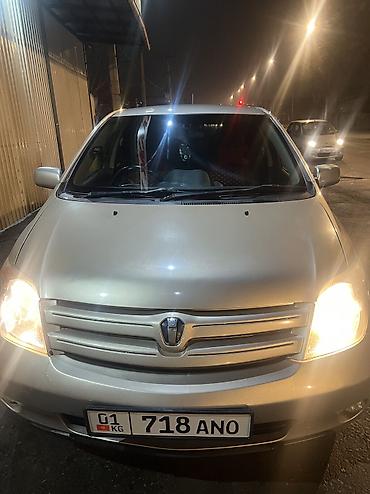 Toyota: Toyota ist: 2003 г., 1.3 л, Хэтчбэк — 3