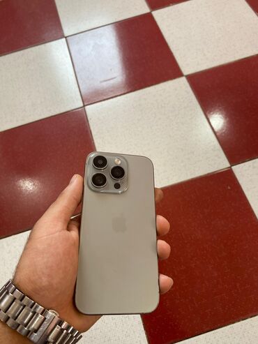 iphone dubay variantı: IPhone 15 Pro, 1 TB, Natural Titanium, Barmaq izi, Simsiz şarj, Face ID