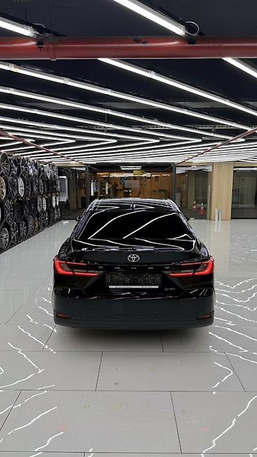 Toyota: Toyota Camry: 2025 г., 2.5 л, Вариатор, Гибрид, Седан — 4