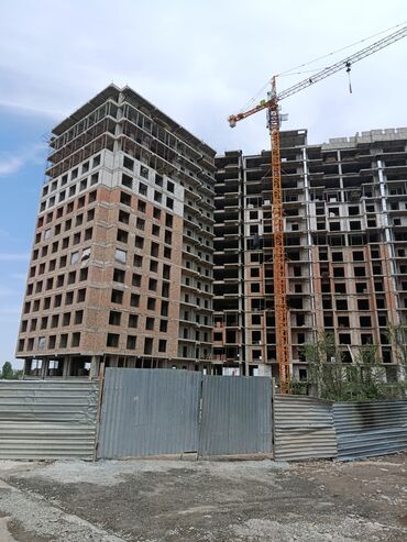 жилой комплекс фрунзе: 1 бөлмө, 55 кв. м, Элитка, 15 кабат, ПСО (өзү оңдоп түзөтүп бүтүү үчүн)