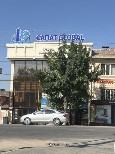 салоны красоты в аренду: Сдается в аренду коммерческое помещение в центре города Ош рядом с