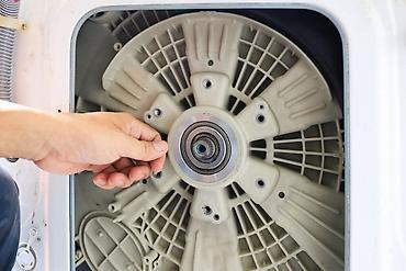 Запчасти и аксессуары для бытовой техники: Запчасти для стиральных машин — 18