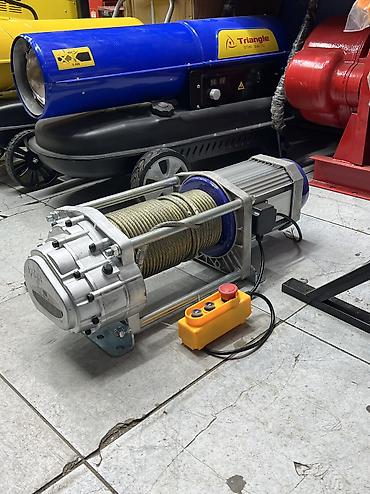 Другие инструменты: Электрическая канатная лебёдка Грузоподъёмность 2500кг Напряжения — 5