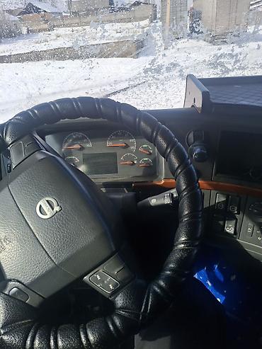 Тягачи: Тягач, Volvo, Тентованный — 8