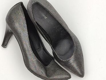 buty slip on na koturnie: Flat shoes for women, size 39