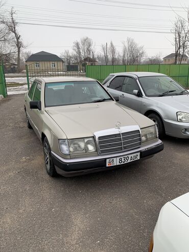 мерс 2023: Mercedes-Benz W124: 1989 г., 2 л, Механика, Бензин, Седан