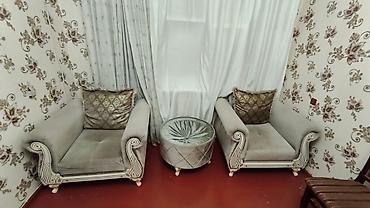 pufik divan: İşlənmiş, Klassik divan, Divan, Bazalı — 2