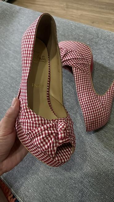 ботфорты: Туфли, 37, Christian Louboutin, Б/у, цвет - Красный — 1