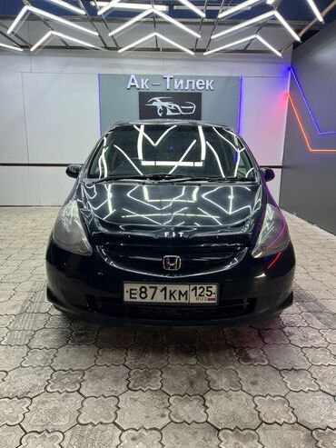 багажник алюминиевый: Honda Fit (Jazz) хэтчбек, черный цвет. Кузов и дизайн: - 5‑дверный