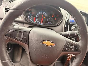 Chevrolet: Chevrolet Spark: 2019 г., 1 л, Вариатор, Бензин, Хэтчбэк — 8