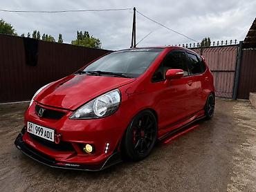 Honda Jazz: 2006 г., 1.4 л, Автомат, Бензин, Хэтчбэк