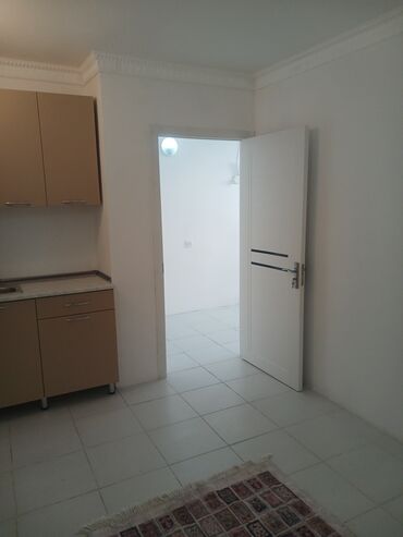 Kommersiya daşınmaz əmlakının satışı: Xırdalan AAAF parkda obyekt ful temirli 2 otağlı kiçik metbextli — 11