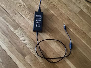 Satılır: 12V 3A gücündə olan keyfiyyətli AC-DC adapter. Vəziyyəti lalafo.az -da Satılır: 12V 3A gücündə olan keyfiyyətli AC-DC adapter. Vəziyyəti