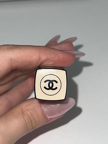 CHANEL Les Beiges Correcteur – Maye konsiler - Rəng: B10 (03) – lalafo.az -da — 2 CHANEL Les Beiges Correcteur – Maye konsiler - Rəng: B10 (03) – — 2