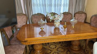 Qonaq otağı üçün, İşlənmiş, Açılan, Oval masa, 8 stul