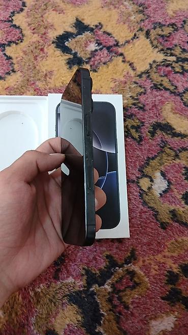 Apple iPhone: IPhone 16 Pro, 256 ГБ - Цвет: темный (на фото — графит/черный). - — 3