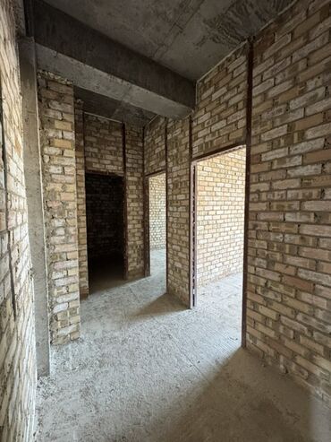 сдается квартира 6 микрорайон: 3 бөлмө, 66 кв. м, Жеке план, 2 кабат, Косметикалык ремонт