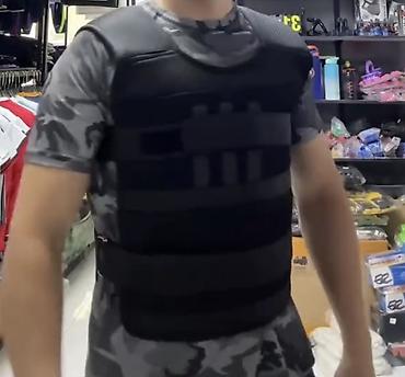 Жеке буюмдар: Башка желеттер XL, 2XL, 3XL, түсү - Кара — 1
