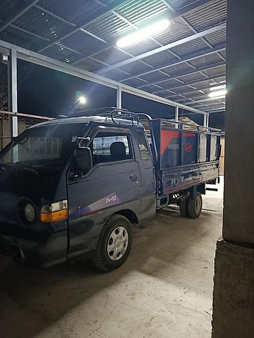 814 борт: Hyundai Porter — компактный грузовик с бортовой платформой — 3