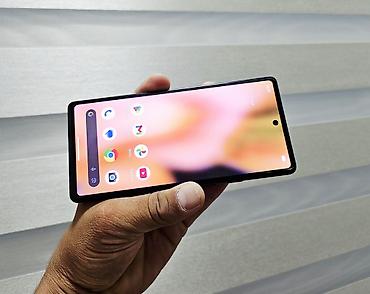 android auto: Google Pixel 6A, Б/у, 128 ГБ, цвет - Белый, 1 SIM, 2 SIM — 2