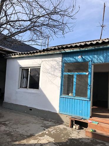 Продажа времянок: Ош базарга жакын жерден. Уй сатылат . учосток 2 сотик кызыл китеп — 6