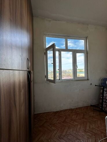 Köhnə tikili: Bakı, Əmircan qəs., 3 otaqlı, Köhnə tikili, 80 kv. m — 15