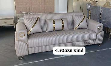 məbel: Mebel: 3 nəfərlik divan, dekorativ yastıqlarla Rəng: açıq bej Dizayn — 1