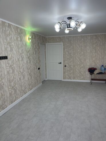 аренда квартир в бишкека: 2 комнаты, 10 м², 3 этаж, Косметический ремонт