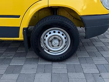 полки на спринтер: Грузовой фургон Mercedes-Benz Sprinter - Кузов: цельнометаллический — 5