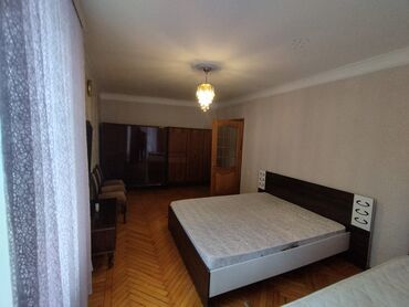 Köhnə tikili: Bakı, 2 otaqlı, Köhnə tikili, m. Sahil, 60 kv. m — 2