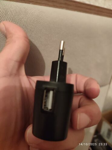 Şarj cihazları: Simsiz şarj cihazı Samsung, 10 Vt -da lalafo.az — 5 Şarj cihazları: Simsiz şarj cihazı Samsung, 10 Vt — 5